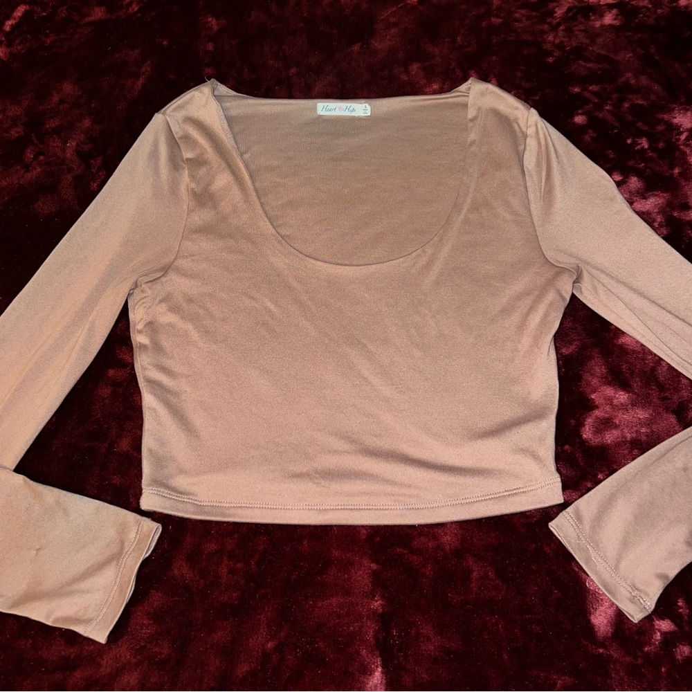 Heart Hips Long Sleeve Scoop Neck Top - Blush